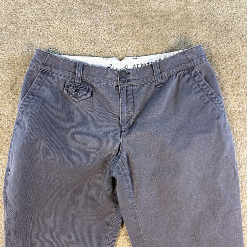 Eddie Bauer Womens Blakely Fit Capri Pants Size 10 Gray Hiking Casual F389 - Picture 2 of 13